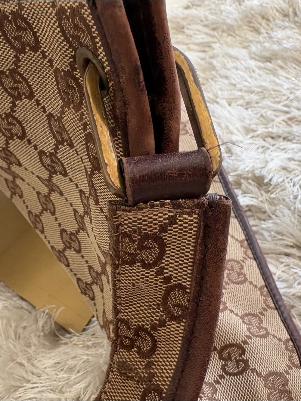 Gucci Brown GG Supreme Canvas Messenger Bag with Dark Brown Trim WORN - Picture 10 of 16